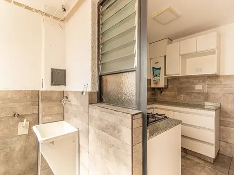Venta Depto 3 Amb Reciclado c/Lavadero Vte. Lopez