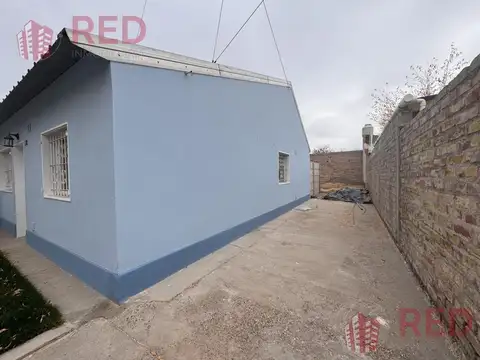 Casa en Alquiler con 1 cochera