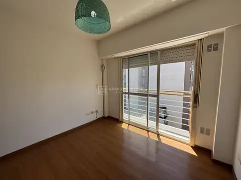 Departamento en Alquiler en Caseros, $ 420.000
