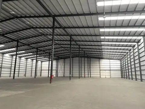 Galpon en Alquiler 120  mts Fondo