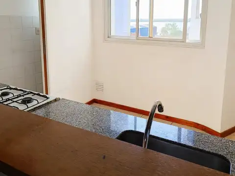 Departamento 5 ambientes con 1 baño
