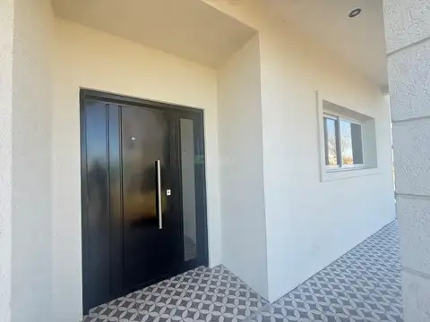 Casa en Venta en Pilar del Este - San Ramón, USD 198.000