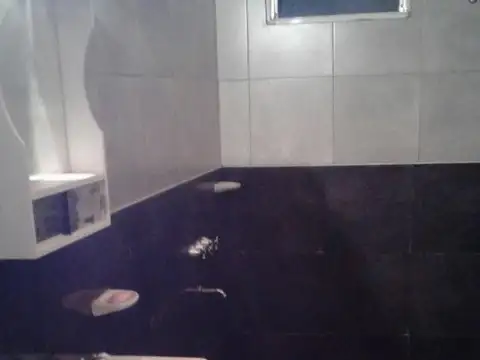 Casa 6 ambientes con 4 baños