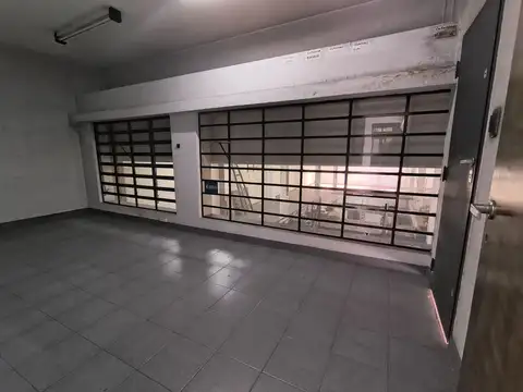 Local en Alquiler en Mataderos, $ 5.500.000