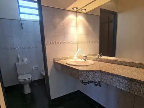 Local en Alquiler 35 años