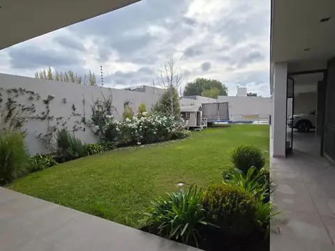 Casa en Venta en Libertador Gral San Martín, USD 320.000