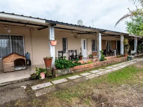 Casa 4 ambientes con 3 baños