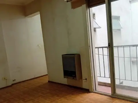 VENTA DEPTO DOS AMB. A REFACCIONAR EN CABALLITO