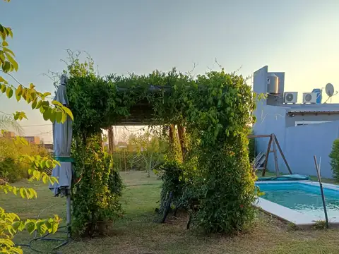 Casa de 2 dormitorios con pileta en Bo Privado La Herradura