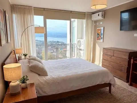 Casa 6 ambientes con 4 baños