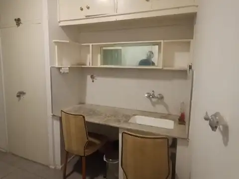 ALQUILER DE OFICINA, EDIFICIO EN COLÓN Y ESPAÑA