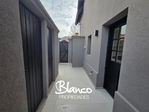 Casa en Alquiler al Este