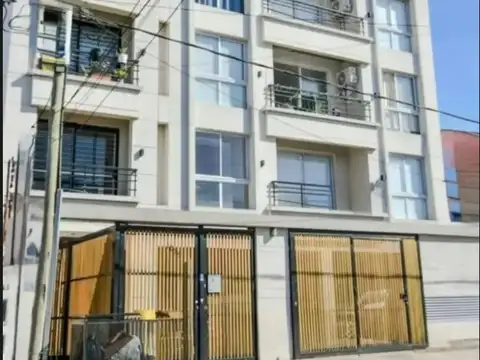 Departamento - Venta - Argentina, La Matanza - Entre Rios 2035