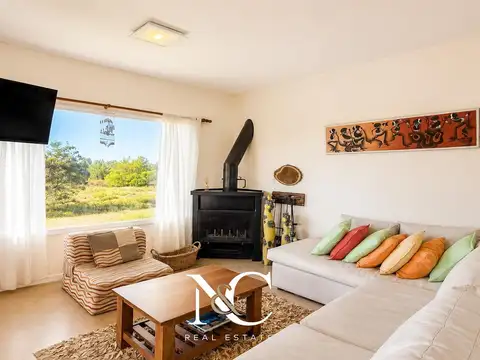 Casa 3 ambientes con 2 baños