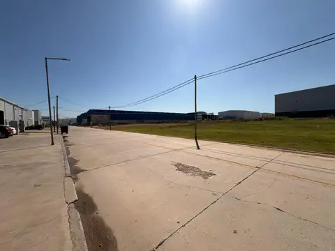 Parque Industrial Ebapi (Camino del Buen Ayre 4600) Lote de 2431.88 m2. Apto Logistica / Industria