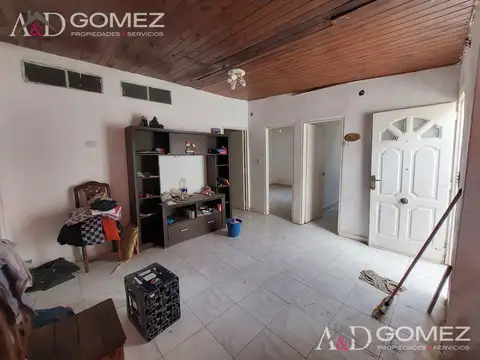 Depto Tipo Casa en Venta en Jose Leon Suarez, USD 80.000