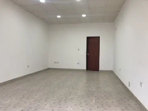 Local en Alquiler en Roldan, $ 300.000