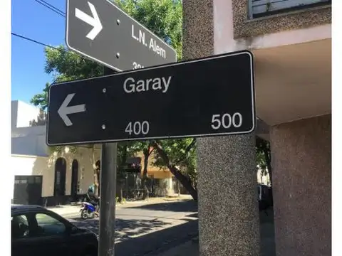 Garay 418 , Piso 0
