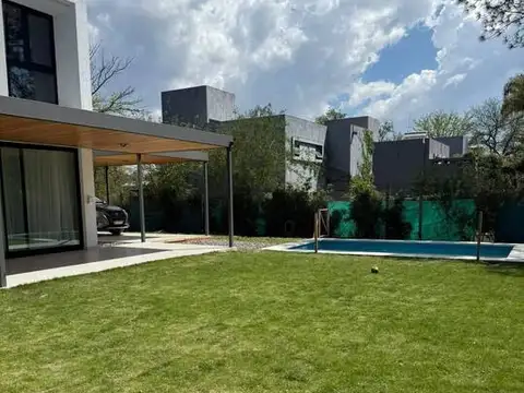 Punta del Este 8570