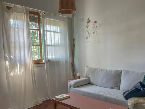 Depto Tipo Casa 3 ambientes con 1 baño