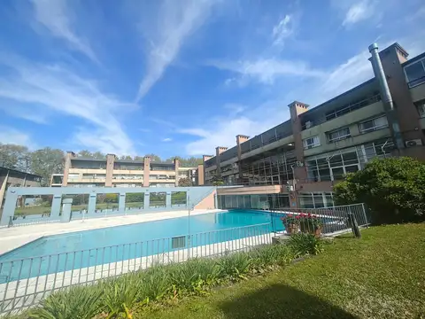 Departamento en Alquiler en Olivos, USD 1.200