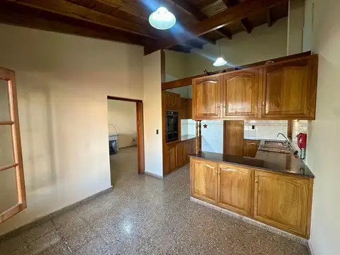 Casa en Venta en Godoy Cruz, USD 130.000