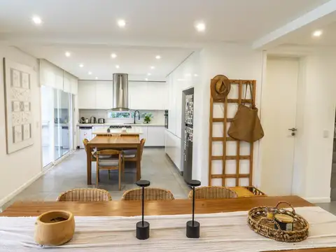 Casa en Venta al Este