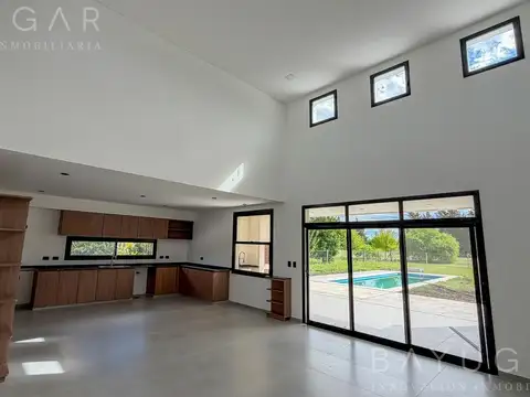 Casa en Venta en Medal Country club, USD 297.000