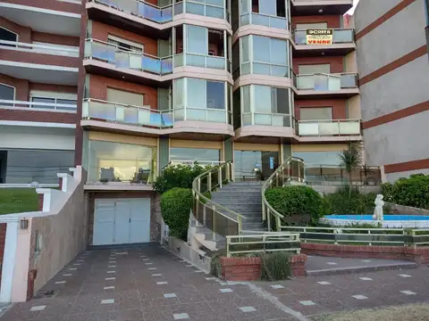 Avenida Costanera 2700