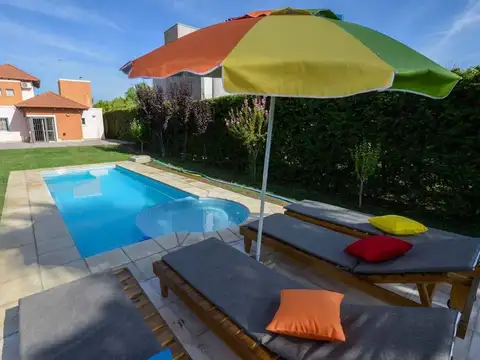 VENTA CASA, MAIPU BARRIO CERRADO 3 HABITACIONES