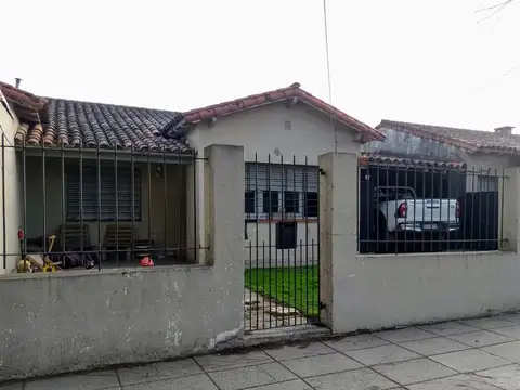 OPORTUNIDAD. CASA 3 AMBIENTES, LOS POLVORINES.