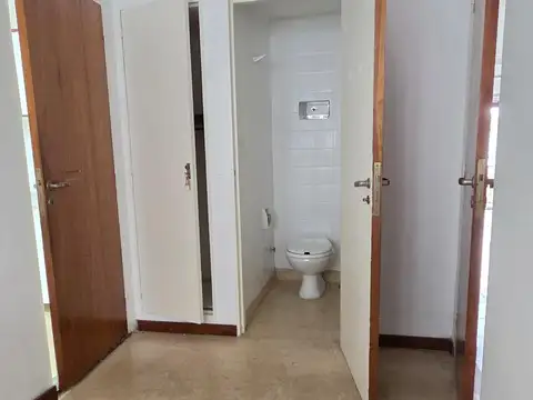 Departamento 4 ambientes con 3 baños