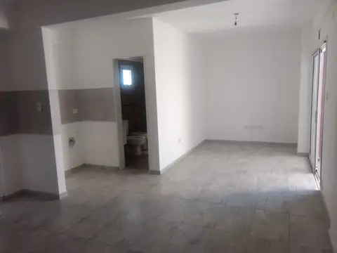 Departamento en Alquiler en Pinar De Wilde, $ 450.000