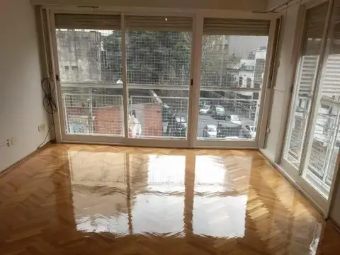 Departamento 4 ambientes con 2 baños