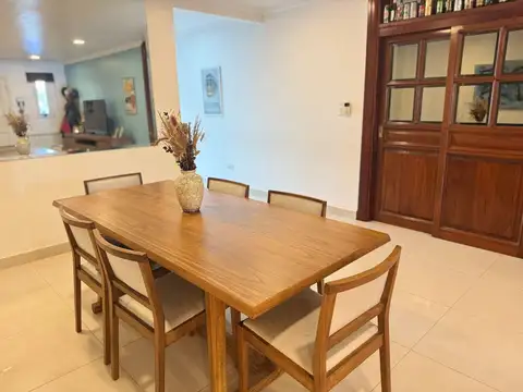 CASA 3 AMBIENTES CON PARQUE, PILETA Y PARRILLA