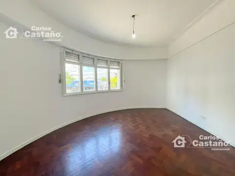 Departamento en Venta en Olivos Vias/Maipu, USD 155.000