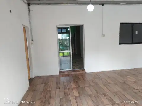 Casa en Alquiler con 1 cochera