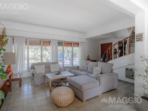 Casa en Venta en Villa Sarmiento, USD 160.000