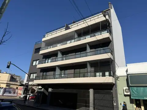Galvan 3500, Piso 2