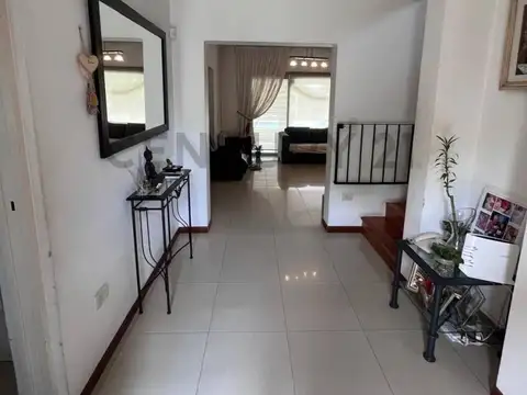 Pablo Lamberti 11301100, Piso 0
