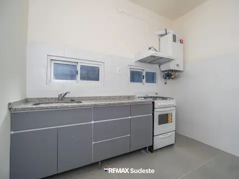 VENTA DEPARTAMENTO 3 AMBIENTES CON PATIO