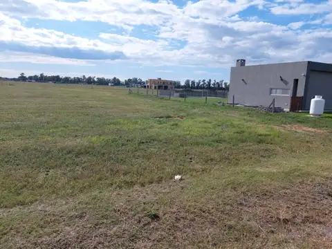 Terreno en Venta en Los Tres Pinos, USD 25.000