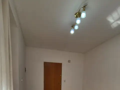 Depto Tipo Casa en Alquiler en Versalles, $ 800.000