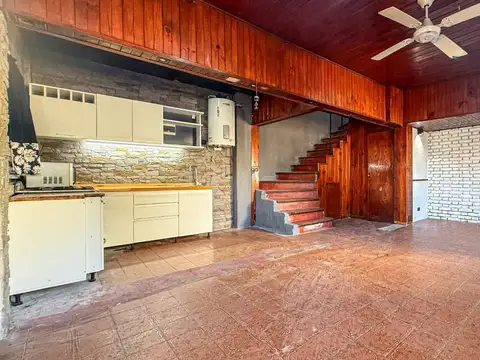 Depto Tipo Casa en Venta de 4 ambientes