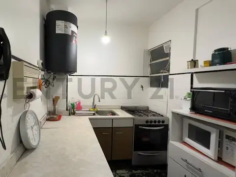 Venta departamento 5 ambientes, Av. Directorio  al 700, Caballito