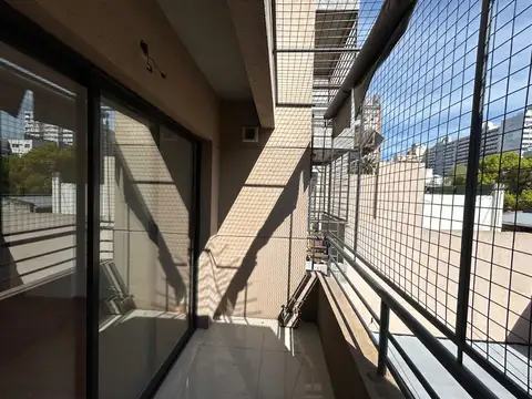 Monoambiente con Balcon en Flores Norte - Apto Crédito - Excelente Estado