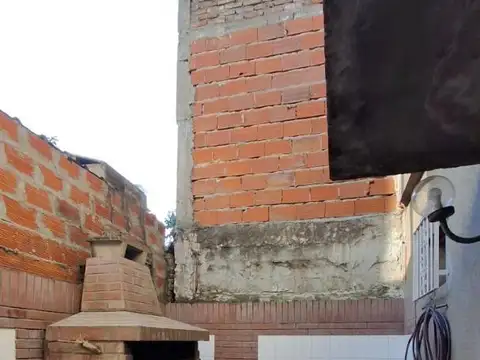 DEPTO TIPO CASA EN ALQUILER HELGUERA 4895 V.DOMINICO