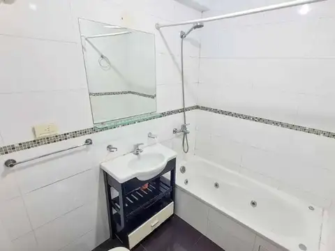 Depto Tipo Casa 2 ambientes con 1 baño
