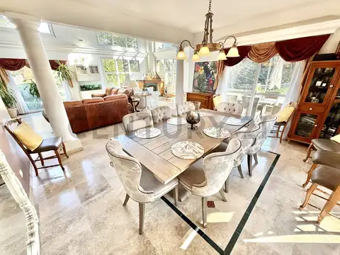 Casa en Venta de 5 dormitorios