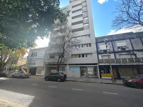 Avenida 1  e/  64 y 65 1500, Piso 8